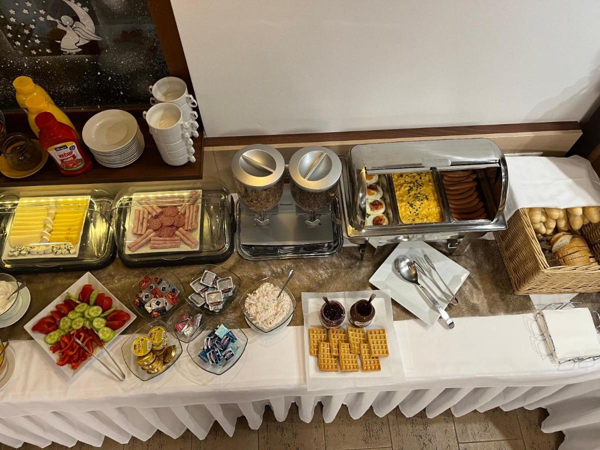 Garni Hotel Fatra Terchová Екстериор снимка