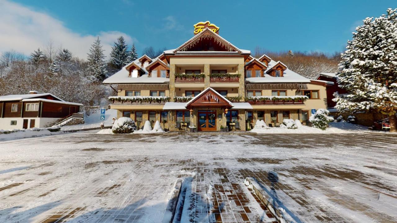 Garni Hotel Fatra Terchová Екстериор снимка