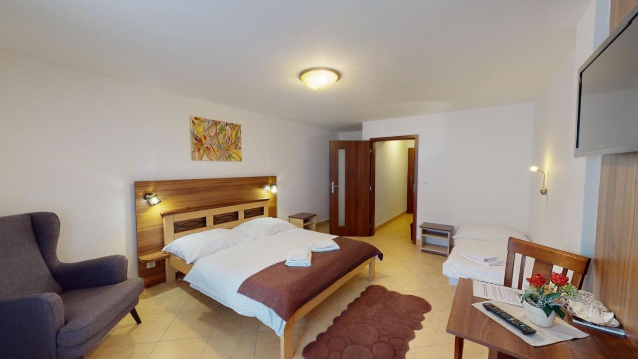 Garni Hotel Fatra Terchová Екстериор снимка