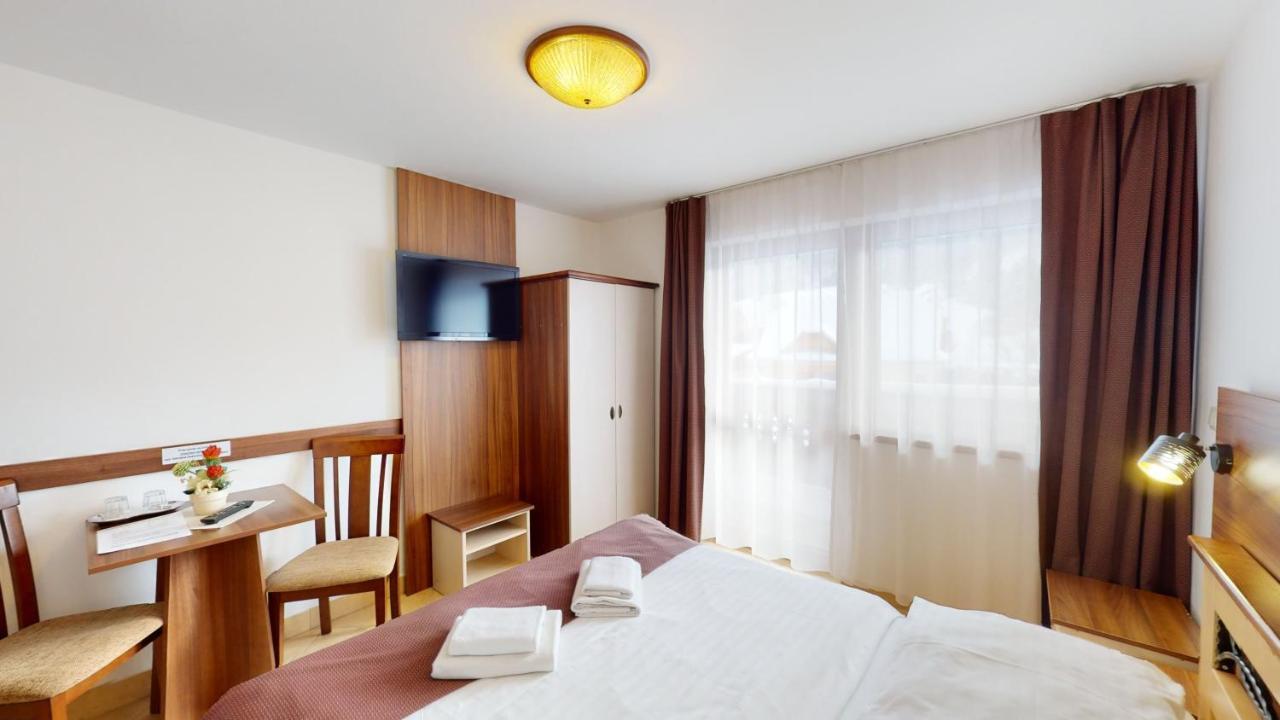 Garni Hotel Fatra Terchová Екстериор снимка