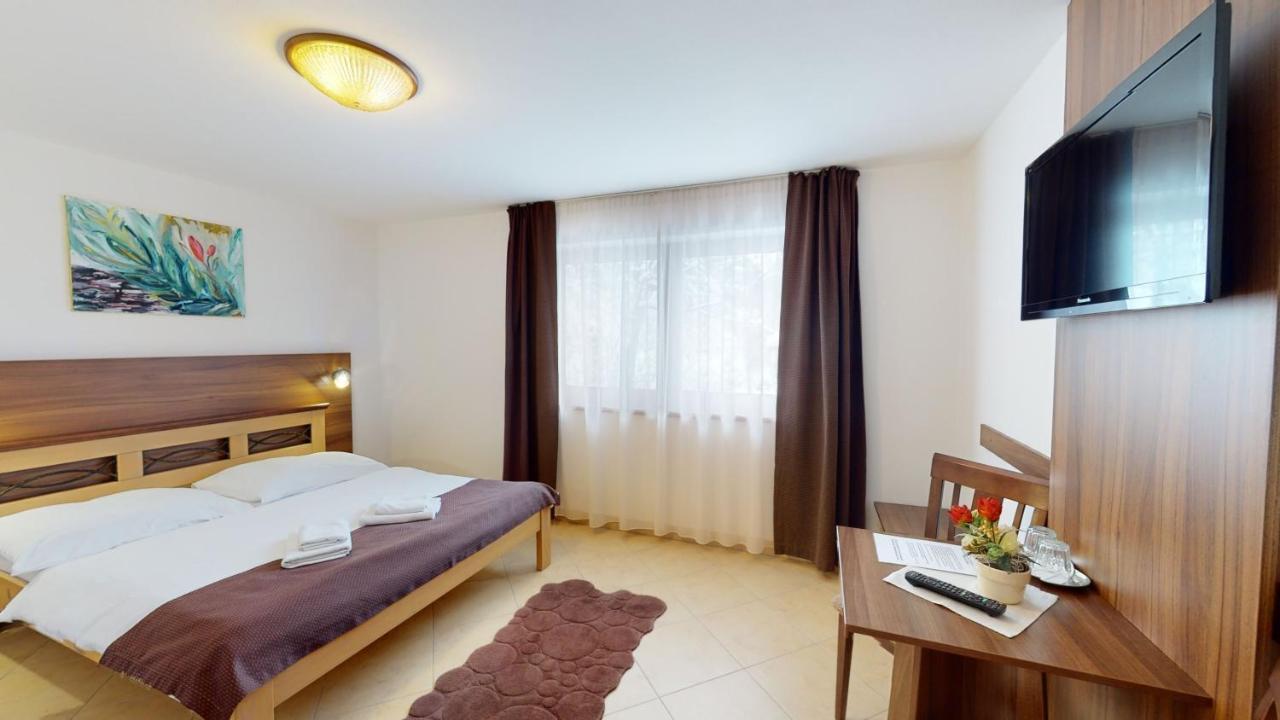 Garni Hotel Fatra Terchová Екстериор снимка