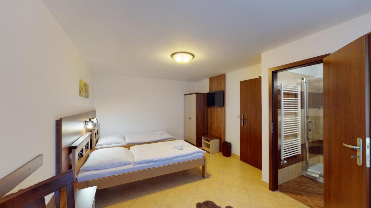 Garni Hotel Fatra Terchová Екстериор снимка