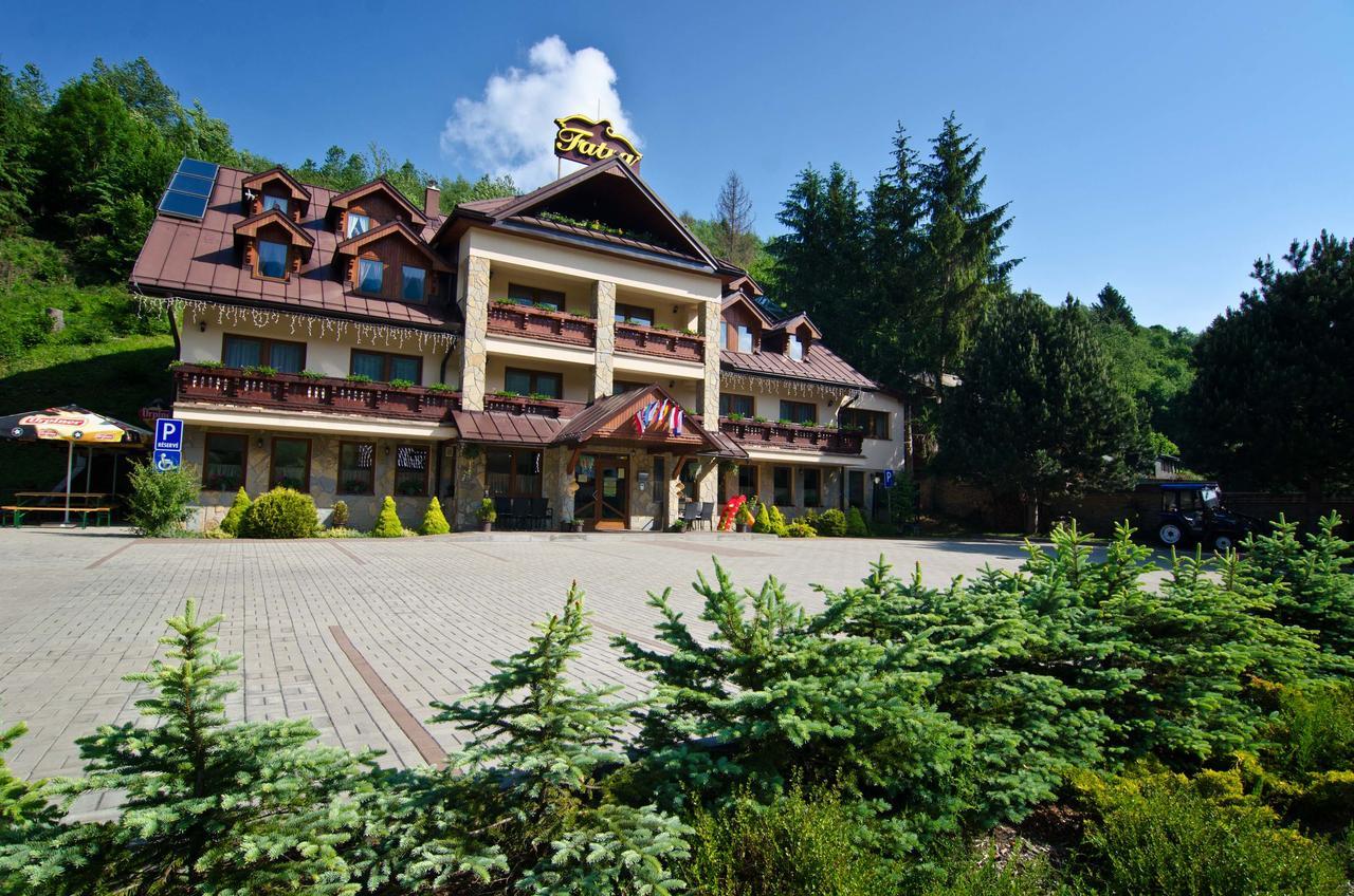 Garni Hotel Fatra Terchová Екстериор снимка